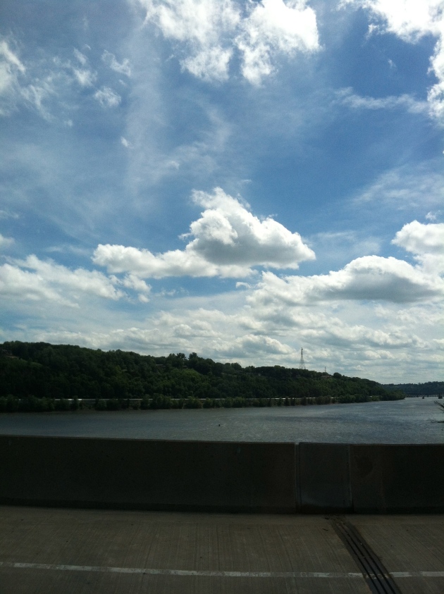 Crossing-Mississippi-River